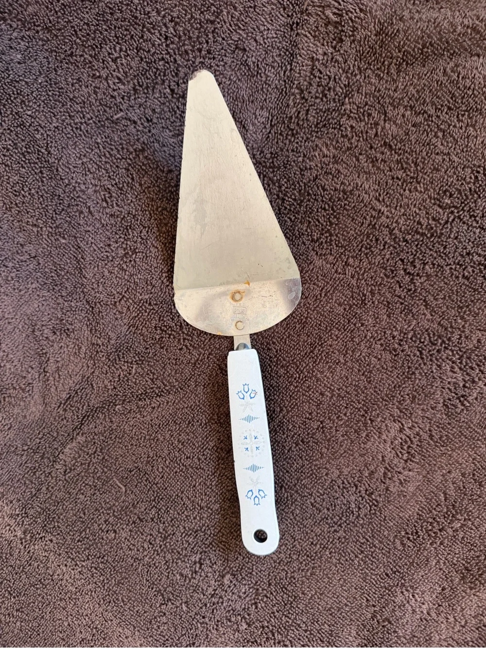 Vintage EKCO Blue Dutch Tulip Pie Cake Server Chromium Plated USA 9.5”